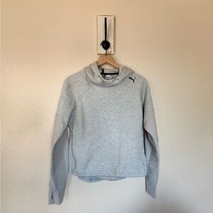 PUMA • Grat Long Sleeve Fitted Hoodie